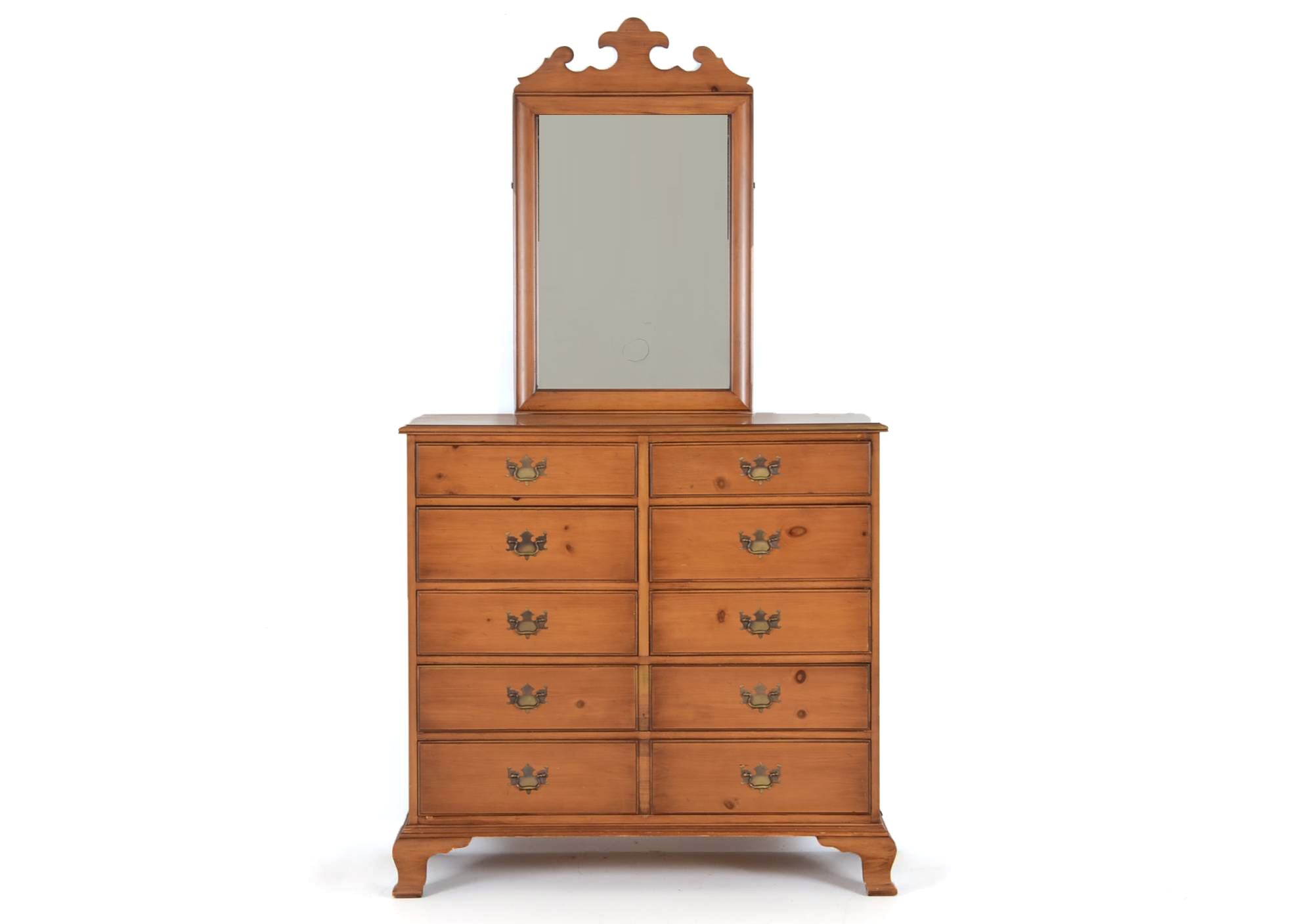 Drexel "Traditional American" Pine Dresser