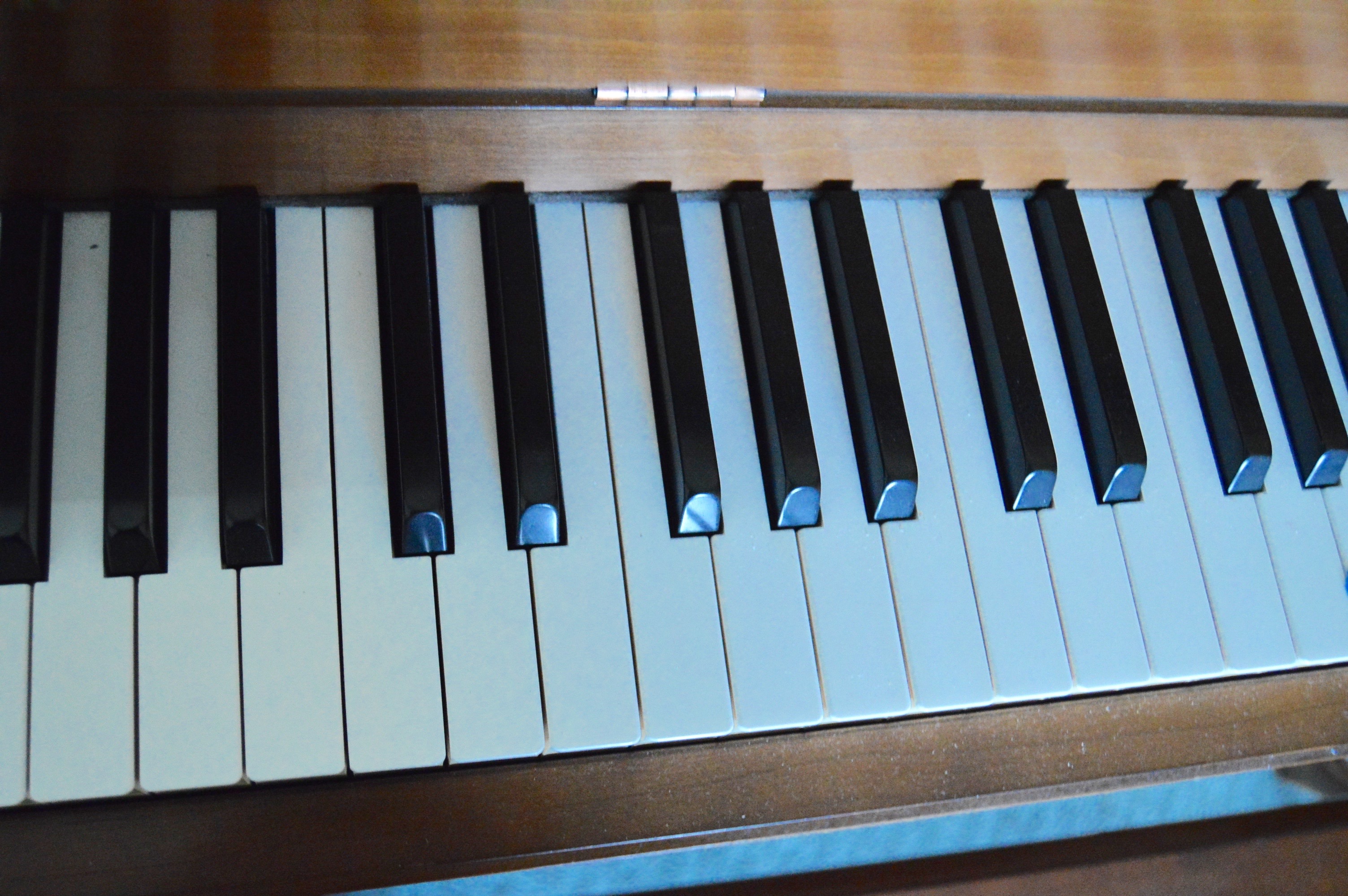 Vintage Upright Yamaha Console Piano with Bench