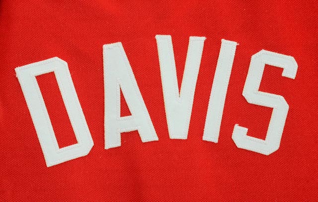 Eric Davis Signed Jersey  COA