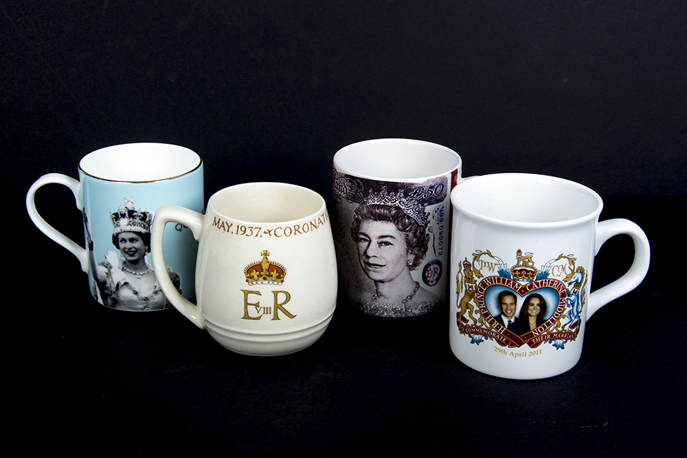 Royal English Souvenir Mugs