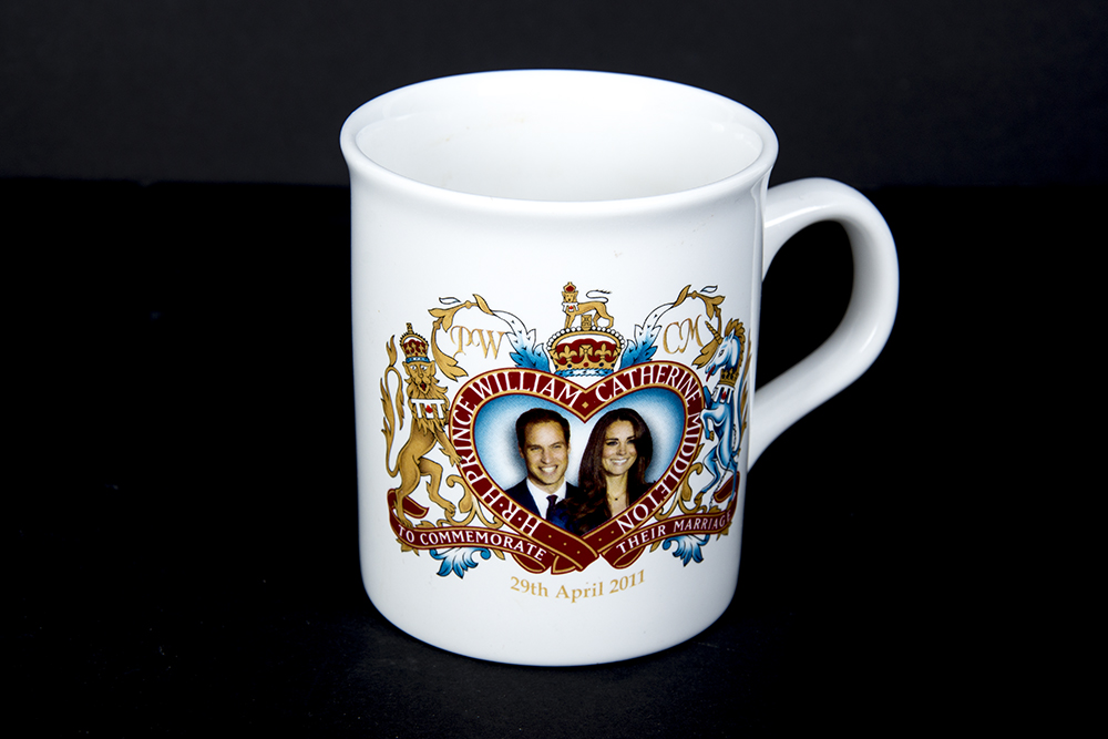 Royal English Souvenir Mugs
