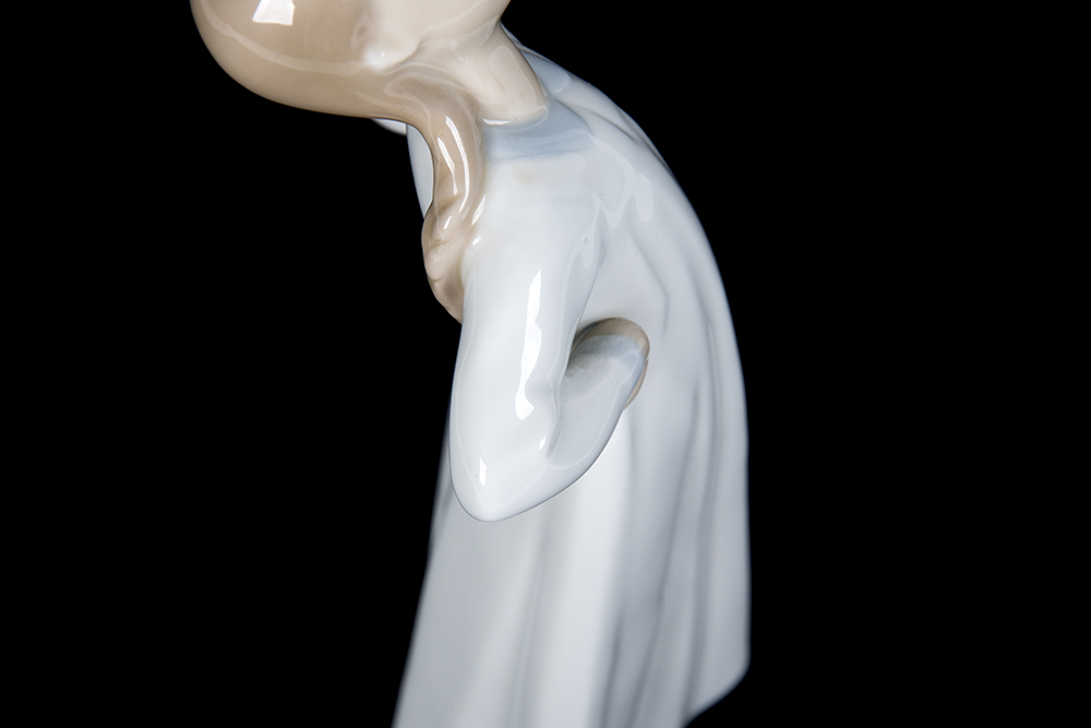 Lladró "Girl with Hands Akimbo" Figurine
