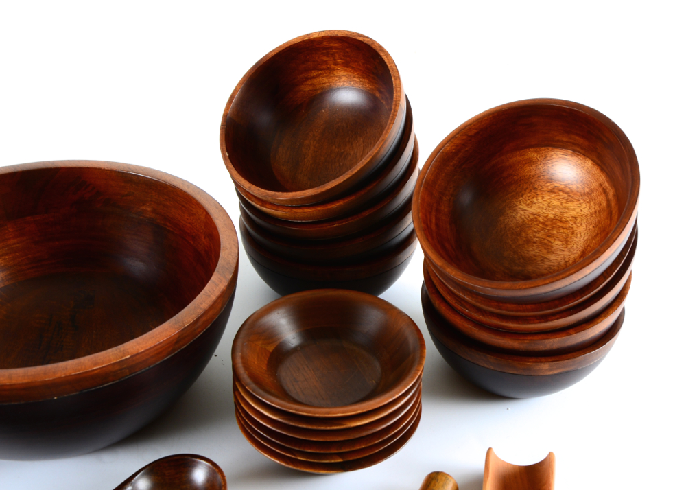 Wooden Kitchen and Decorative Items