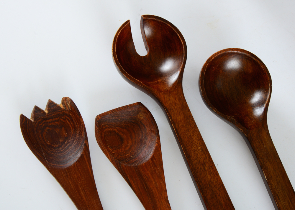 Wooden Kitchen and Decorative Items