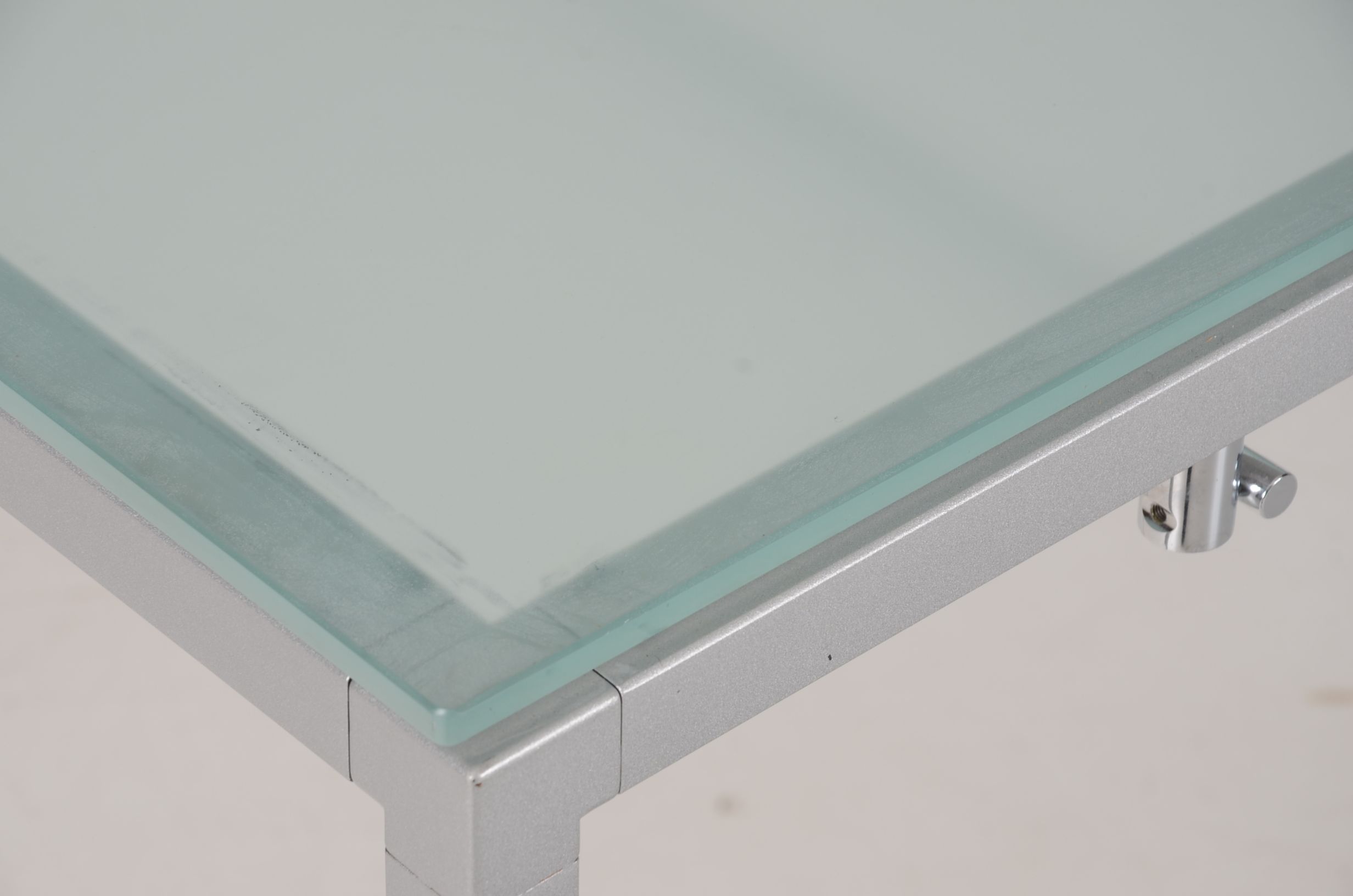 Modern Style Desk With Frosted Glass Top