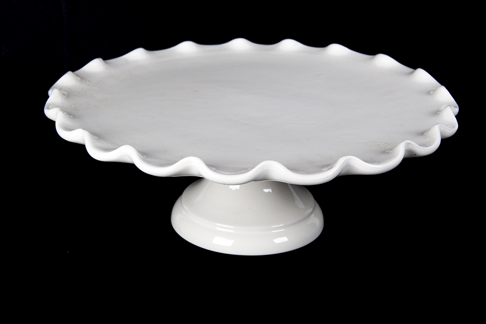William Sonoma Cake Stand