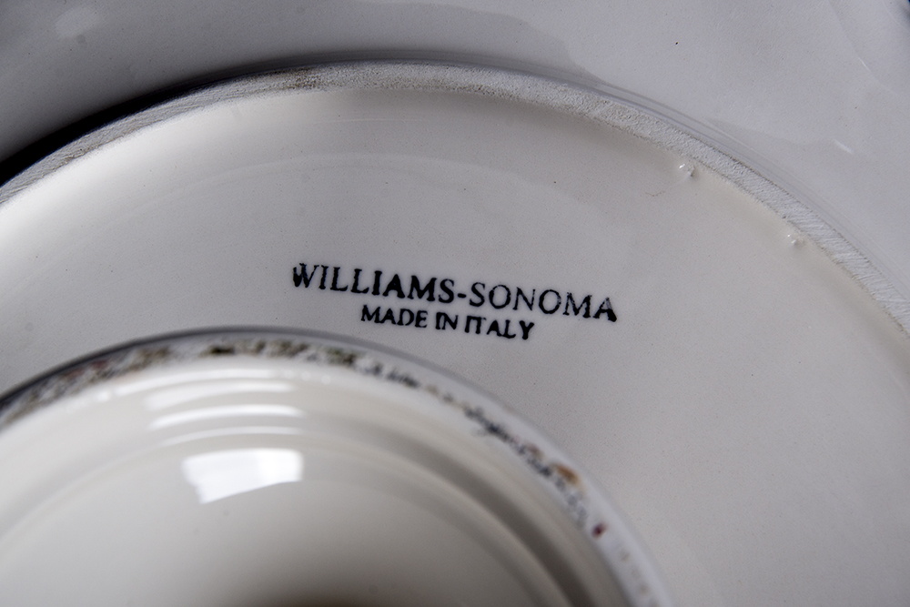 William Sonoma Cake Stand