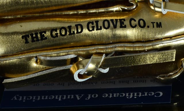 Pete Rose Signed Gold Glove with Case  COA