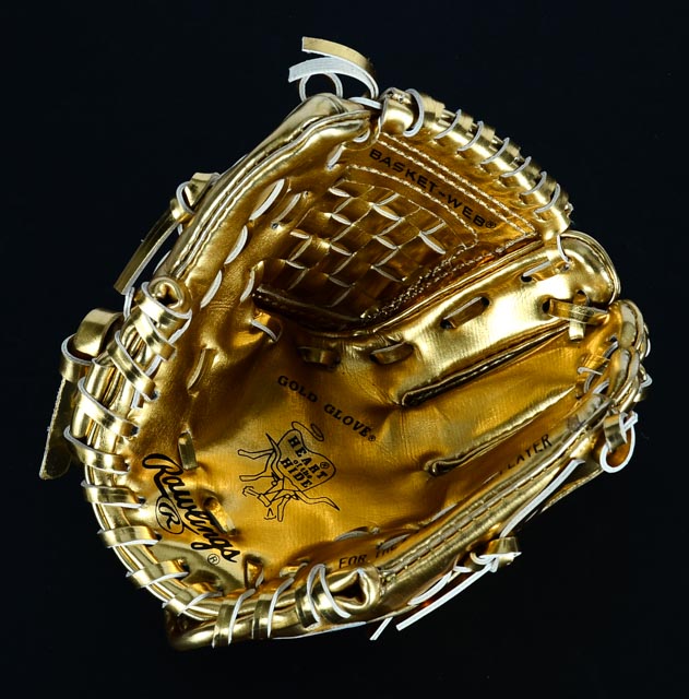 Pete Rose Signed Gold Glove with Case  COA