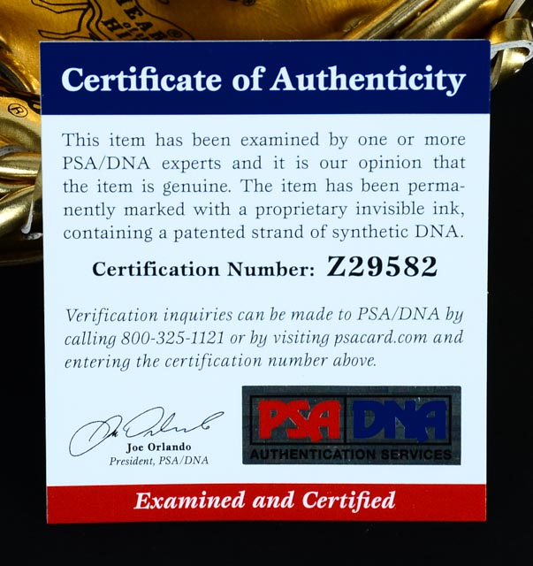 Pete Rose Signed Gold Glove with Case  COA