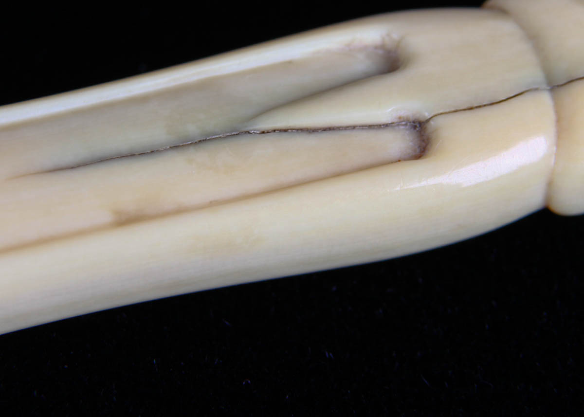 Cousins and Sons Bone Handled Fish Set and Shell Caviar Knives