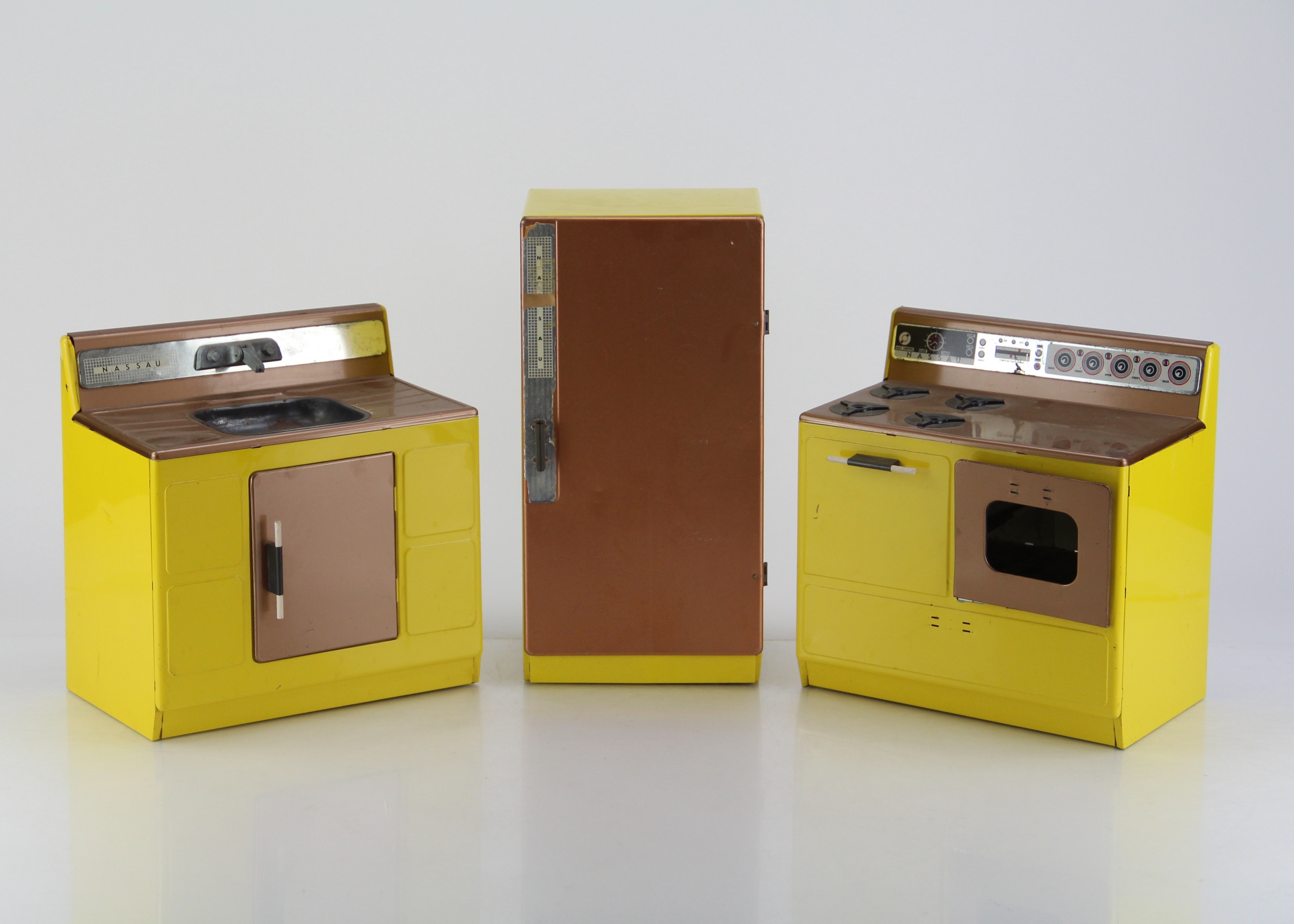 Children's Nassau Miniature Kitchen Play Set