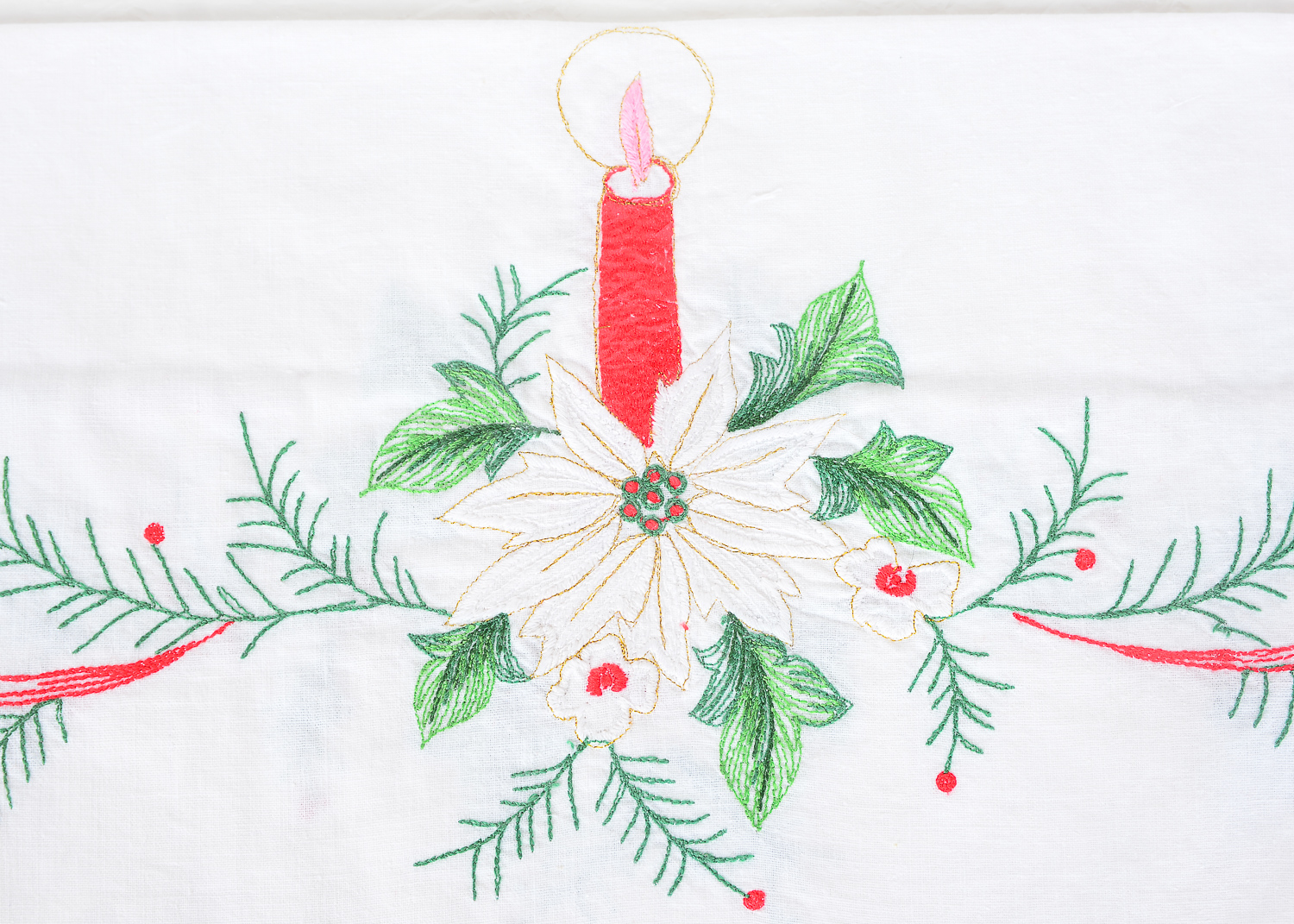 Vintage Christmas Table Linens