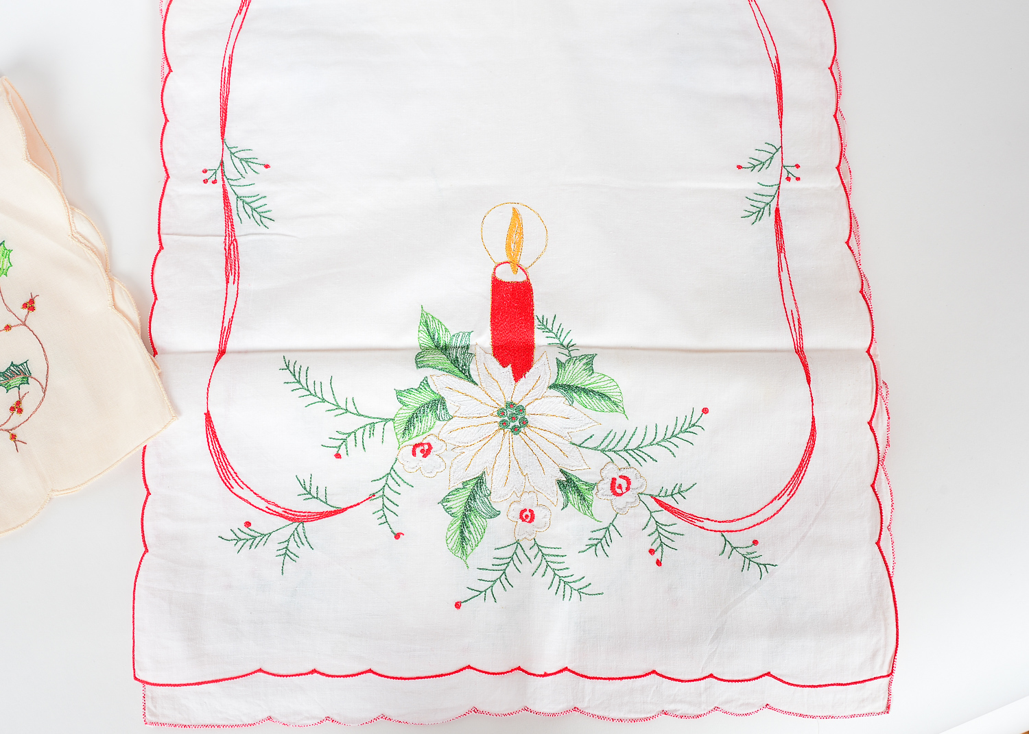 Vintage Christmas Table Linens