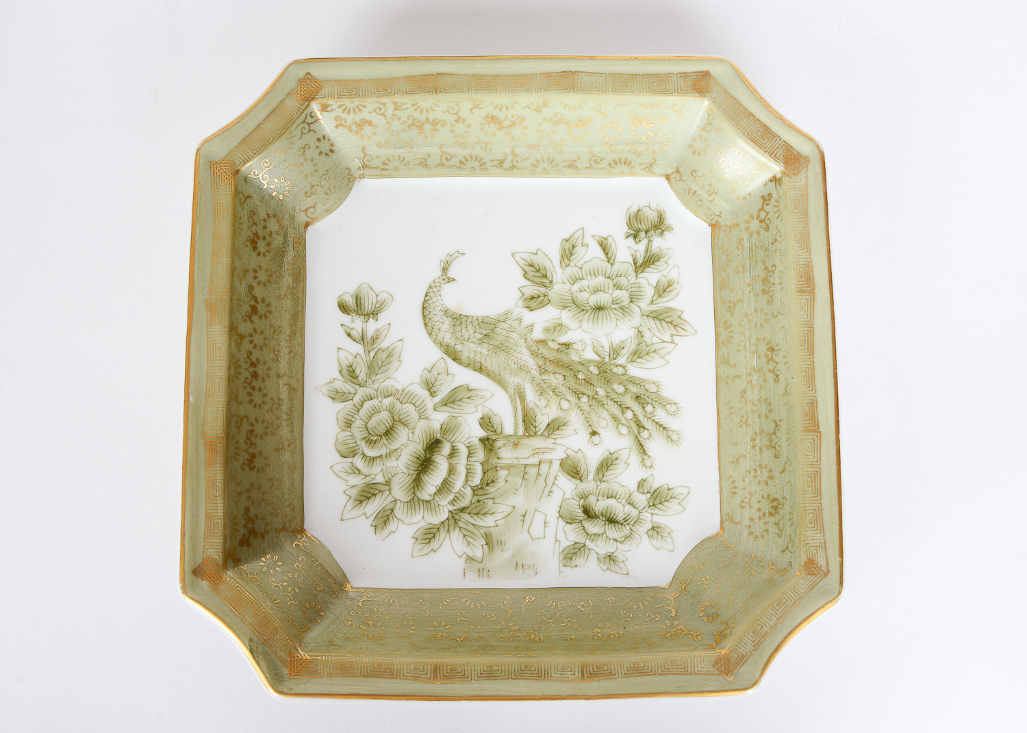 Collection of Chinoiserie Items