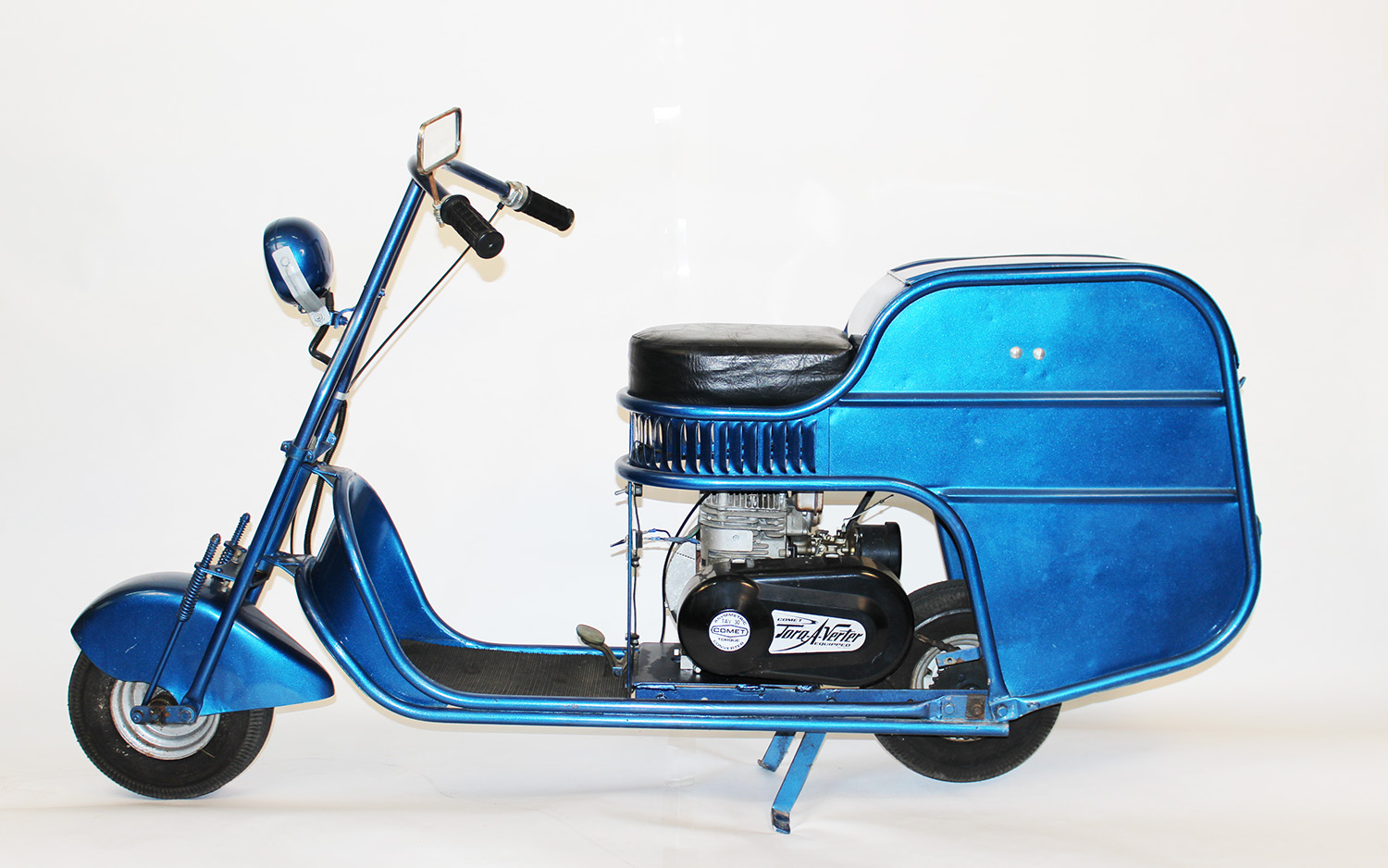 Vintage 1946 Moto-Scoot Gas Powered Scooter