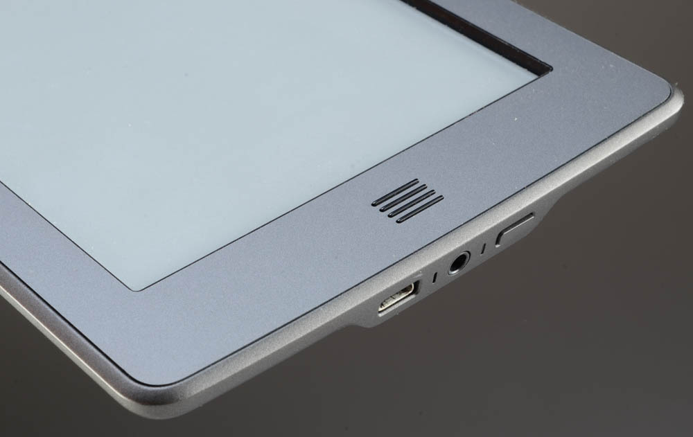 Amazon Kindle With Charging Cord