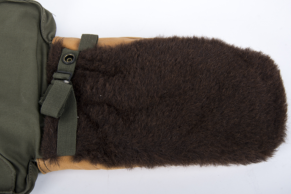 Ripon Knitting Works Winter Mittens