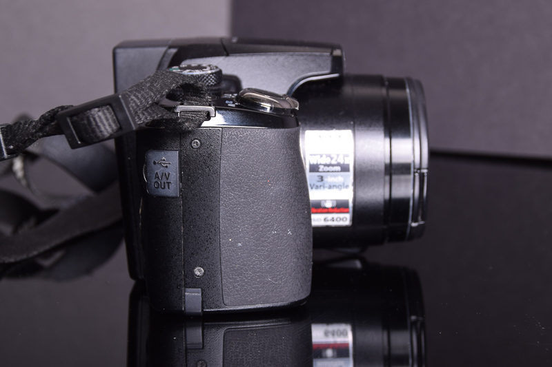 Nikon Coolpix P90 12.1MP Digital Camera