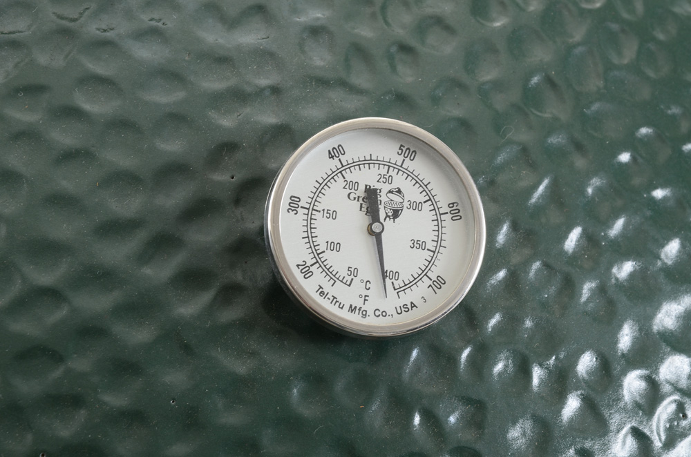 Big Green Egg Ceramic Cooker