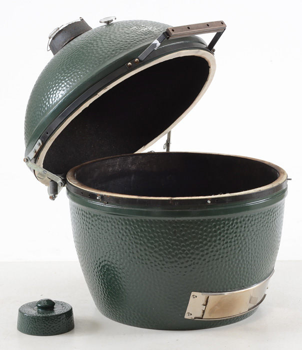 Big Green Egg Ceramic Cooker