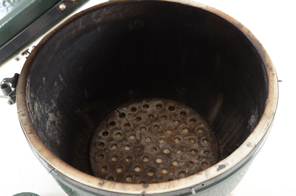 Big Green Egg Ceramic Cooker