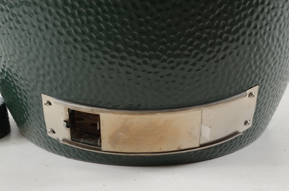 Big Green Egg Ceramic Cooker