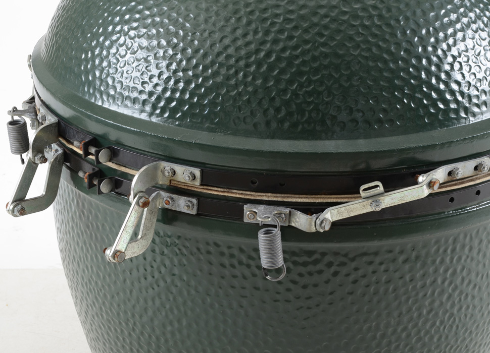 Big Green Egg Ceramic Cooker