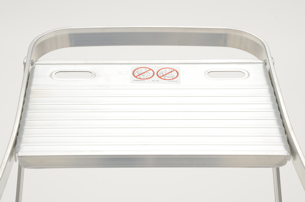 Werner 4.5 Foot Aluminum Step Ladder