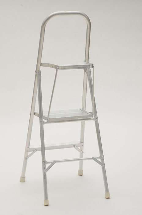 Werner 4.5 Foot Aluminum Step Ladder
