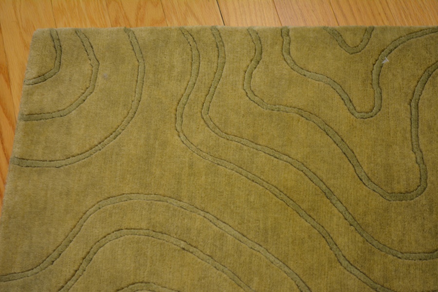 Tibetan Style Celery and Sage Contours Wool and Viscose Rug