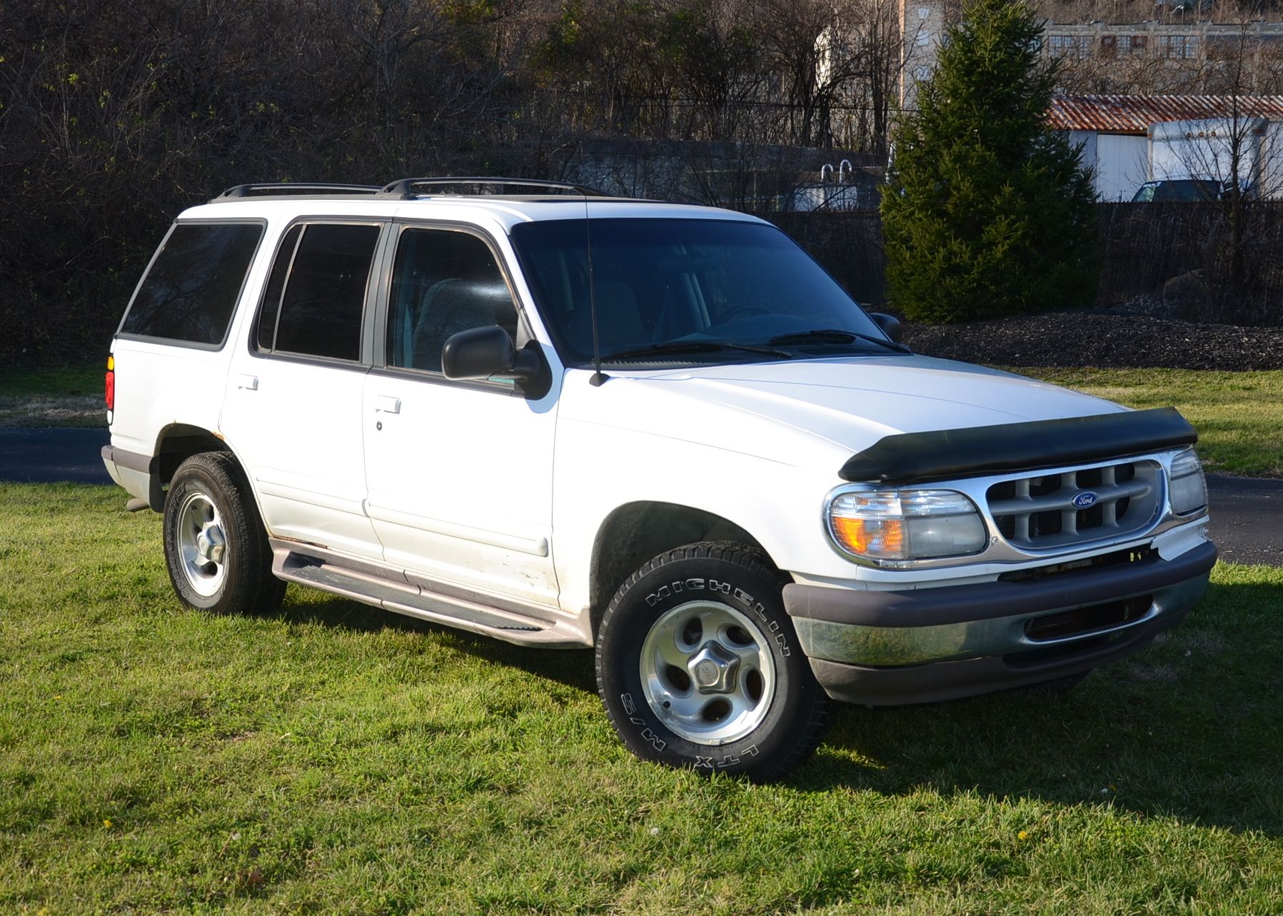 1997 White Ford Explorer Sports Utility Vehicle