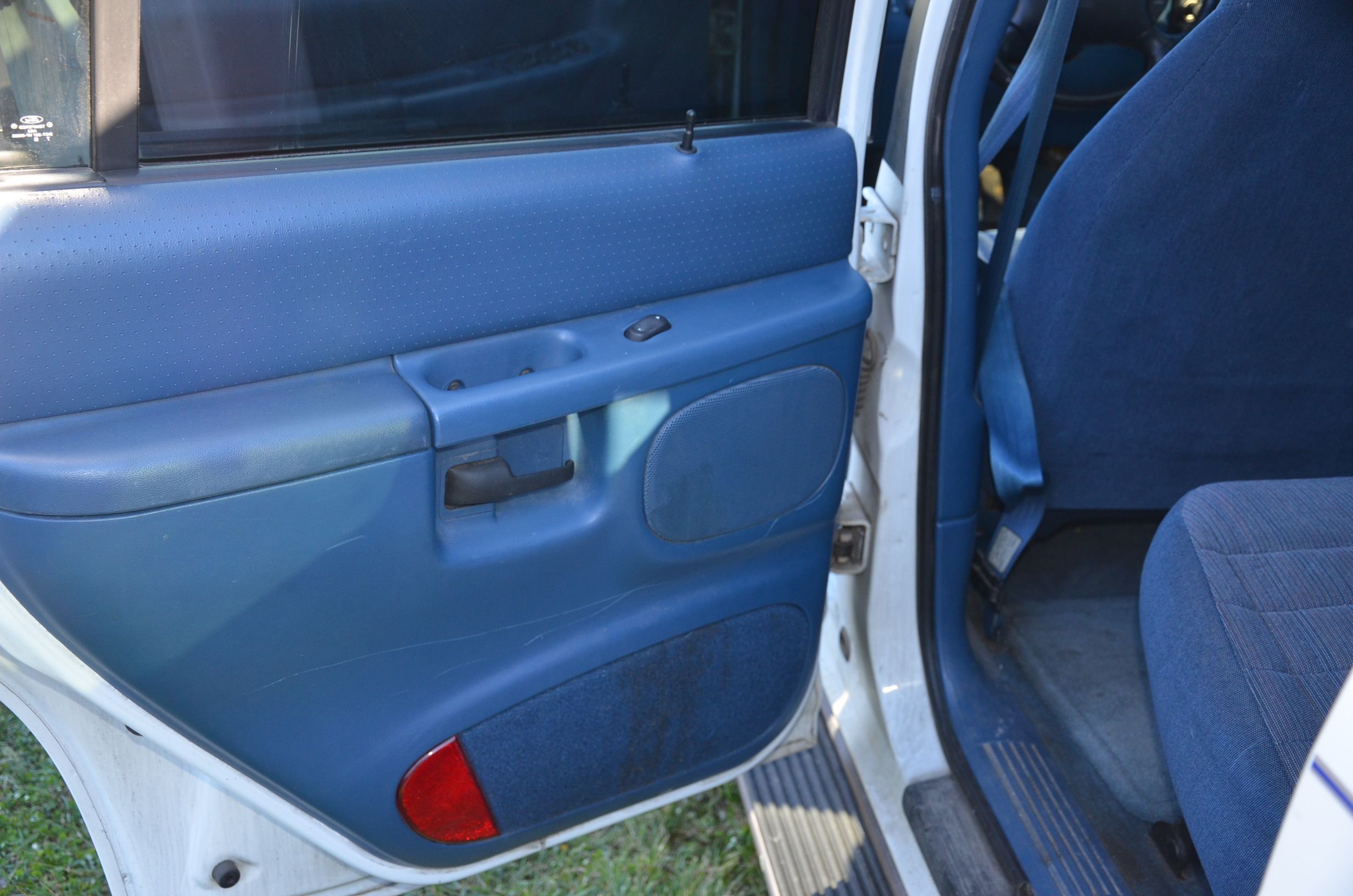 1997 White Ford Explorer Sports Utility Vehicle