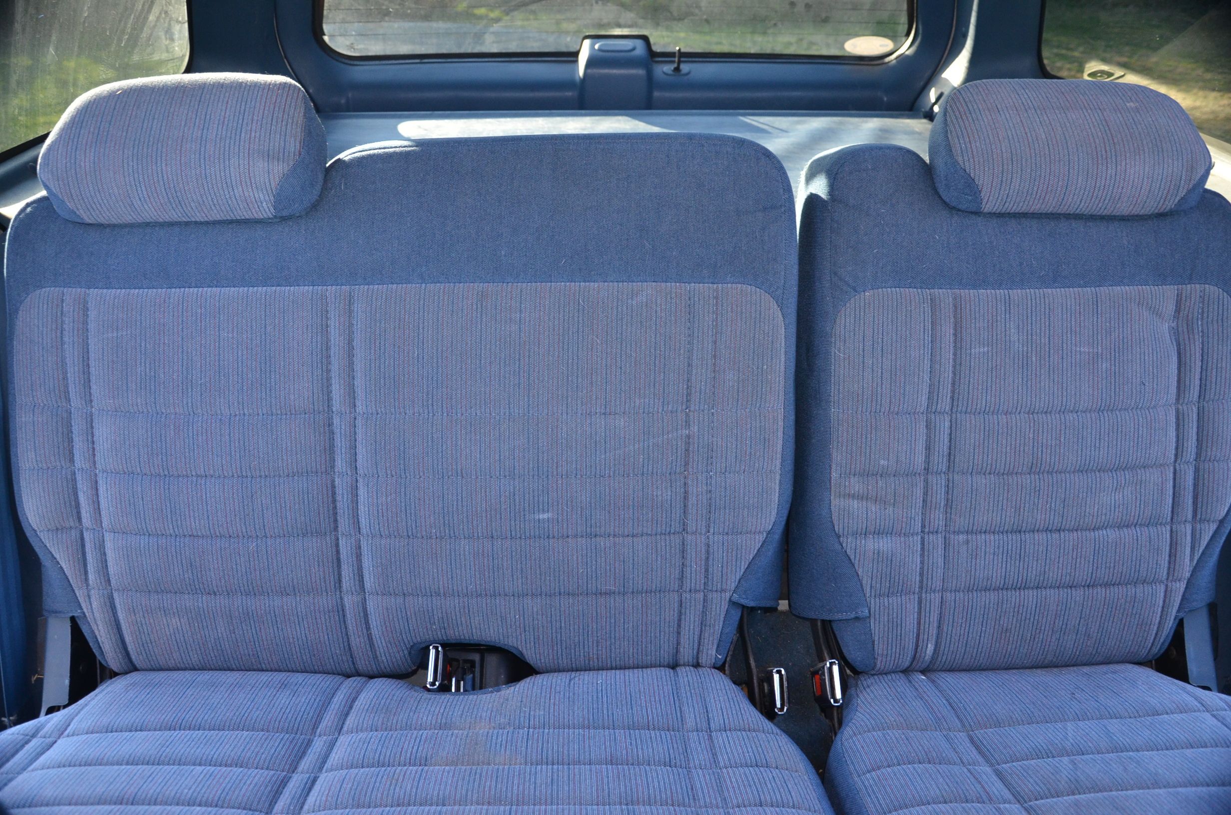 1997 White Ford Explorer Sports Utility Vehicle