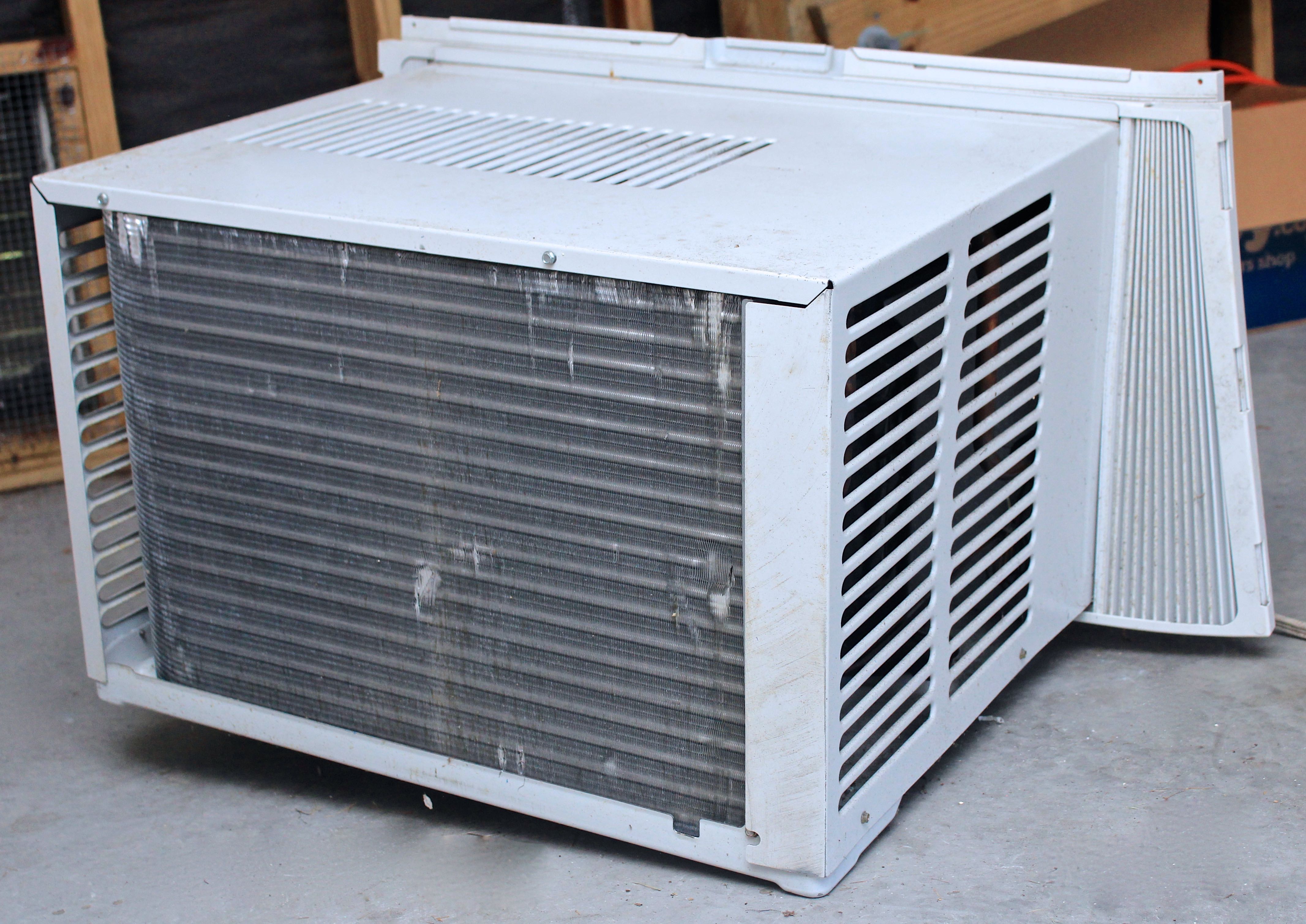 Whirlpool Air Conditioner Window Unit