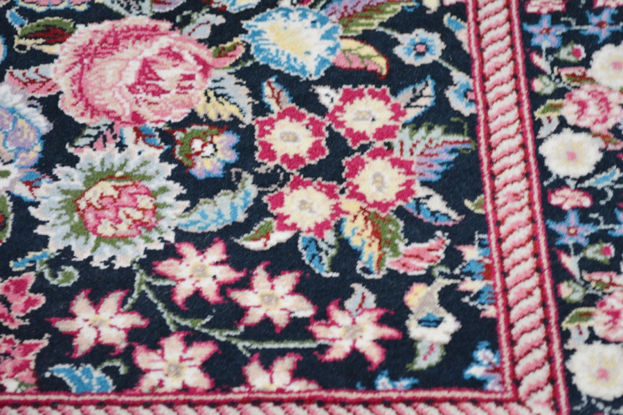 Pakistan Persian Fine Woven Floral Wool Rug