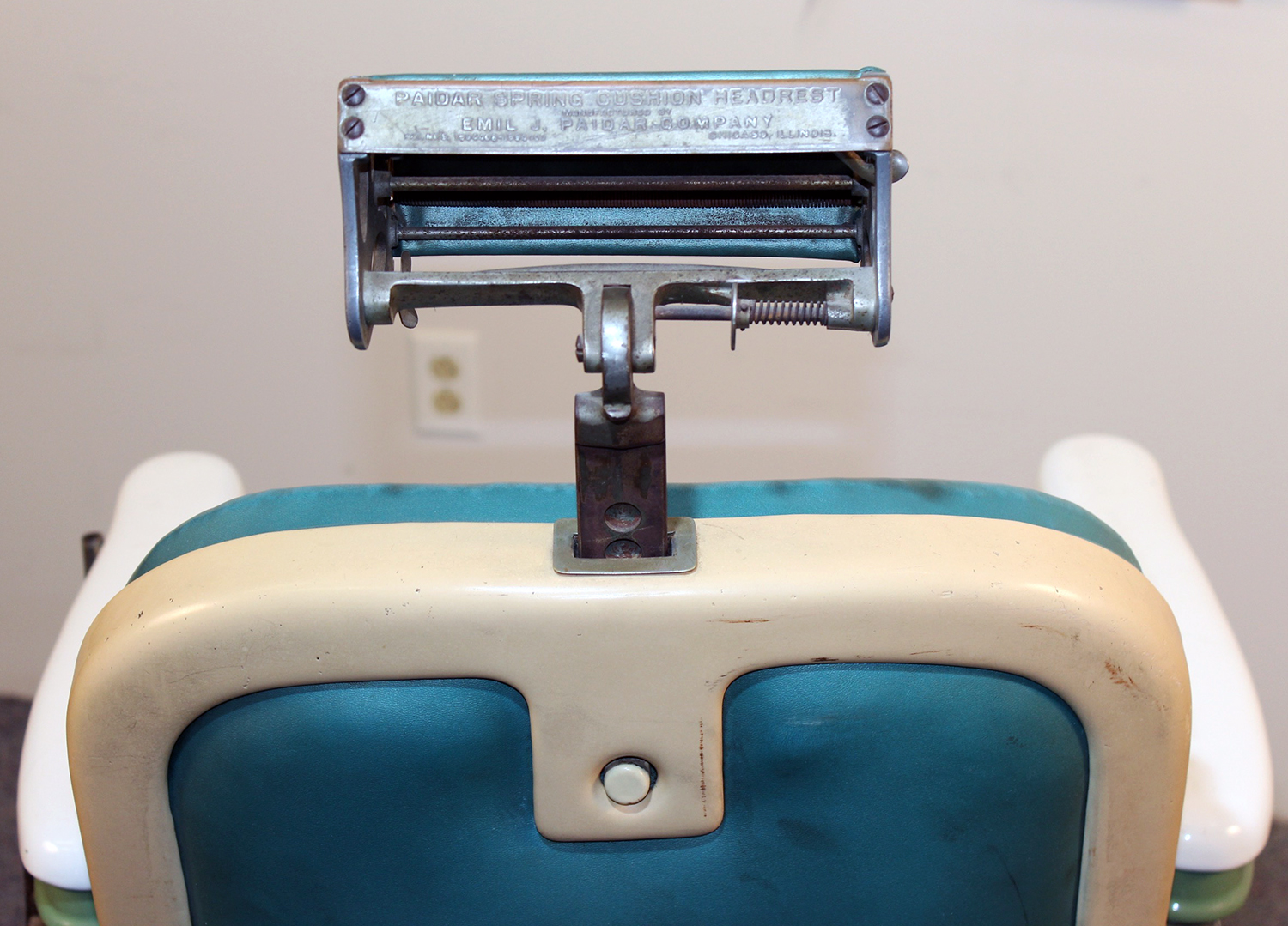 Vintage Emil J. Paidar Art Deco Barber Shop Chair