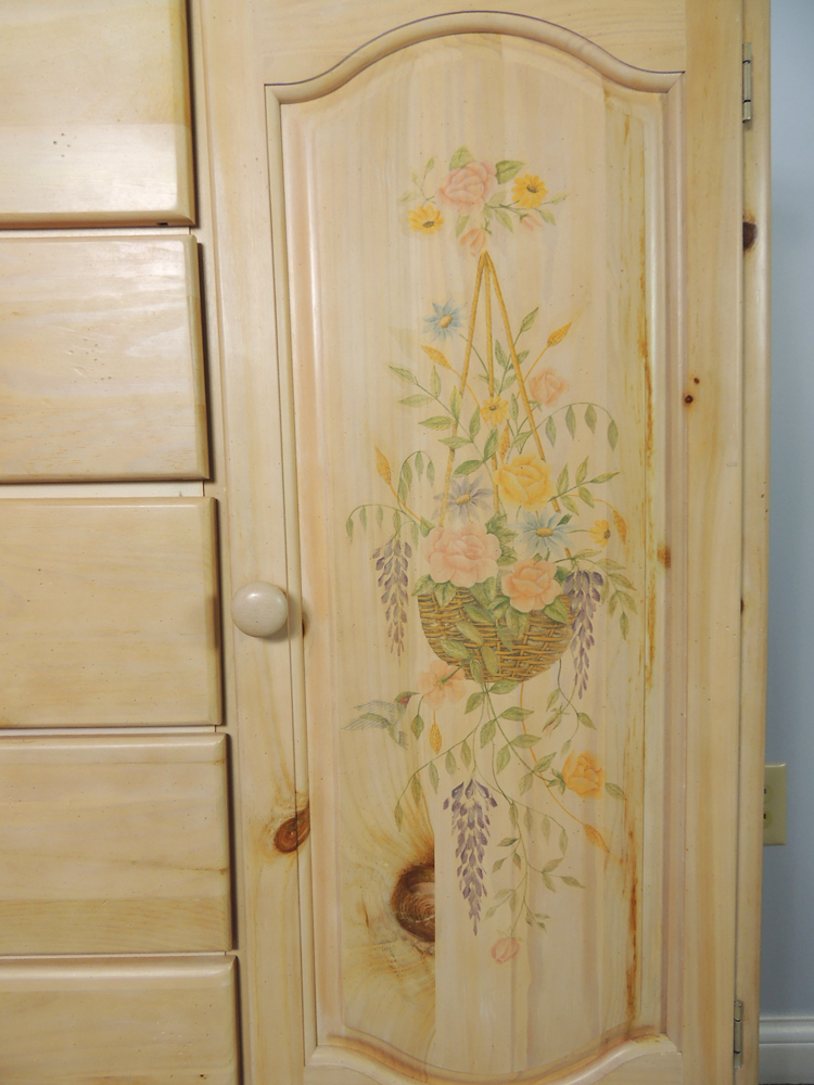 Vaughan Farmhouse Washed Pine Dresser Cabinet