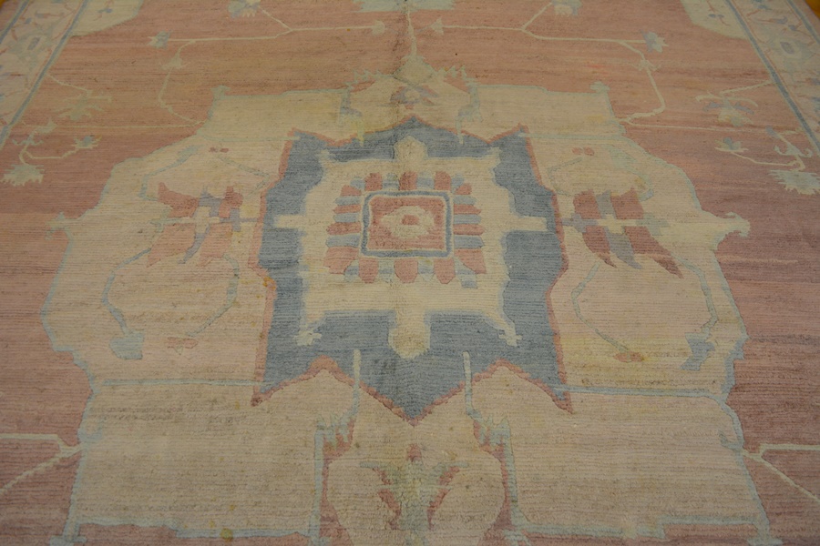 Tufenkian Persian Serapi Style Mauve Wool Area Rug