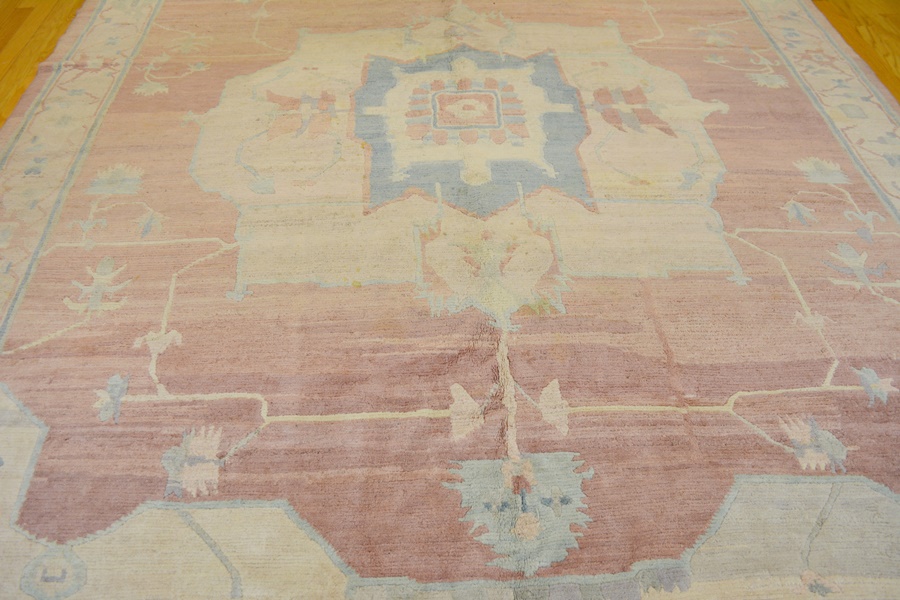 Tufenkian Persian Serapi Style Mauve Wool Area Rug