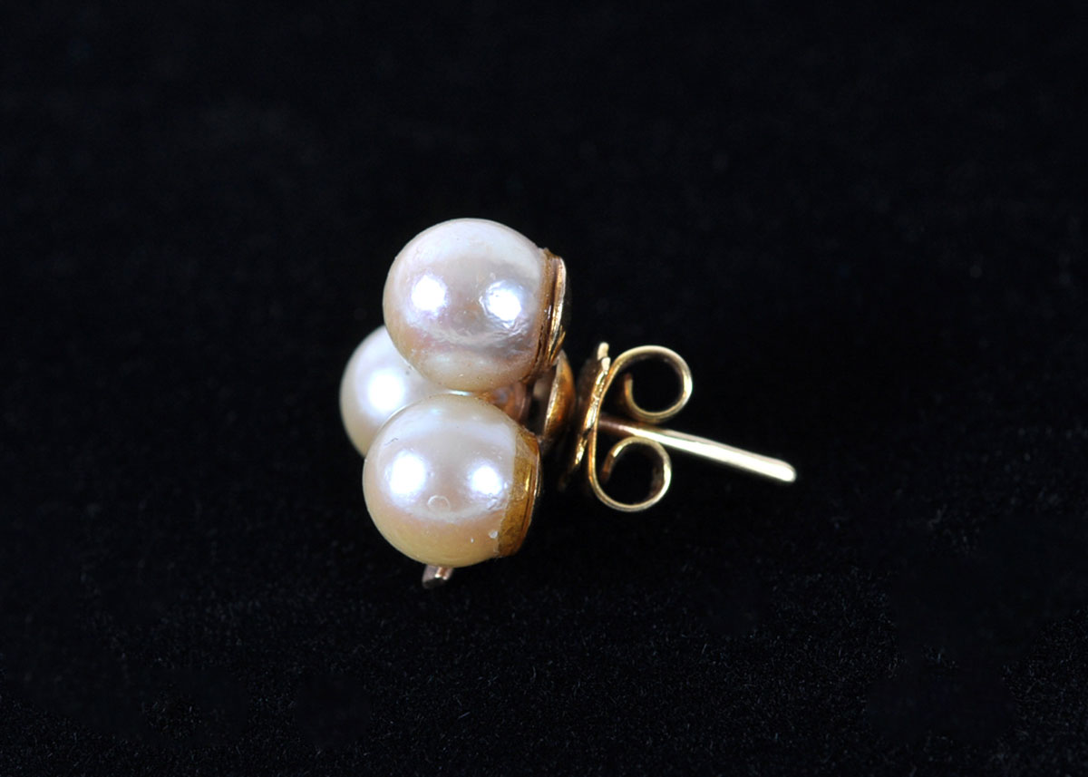 Pair of 18k Yellow Gold Pearl Cluster Earrings