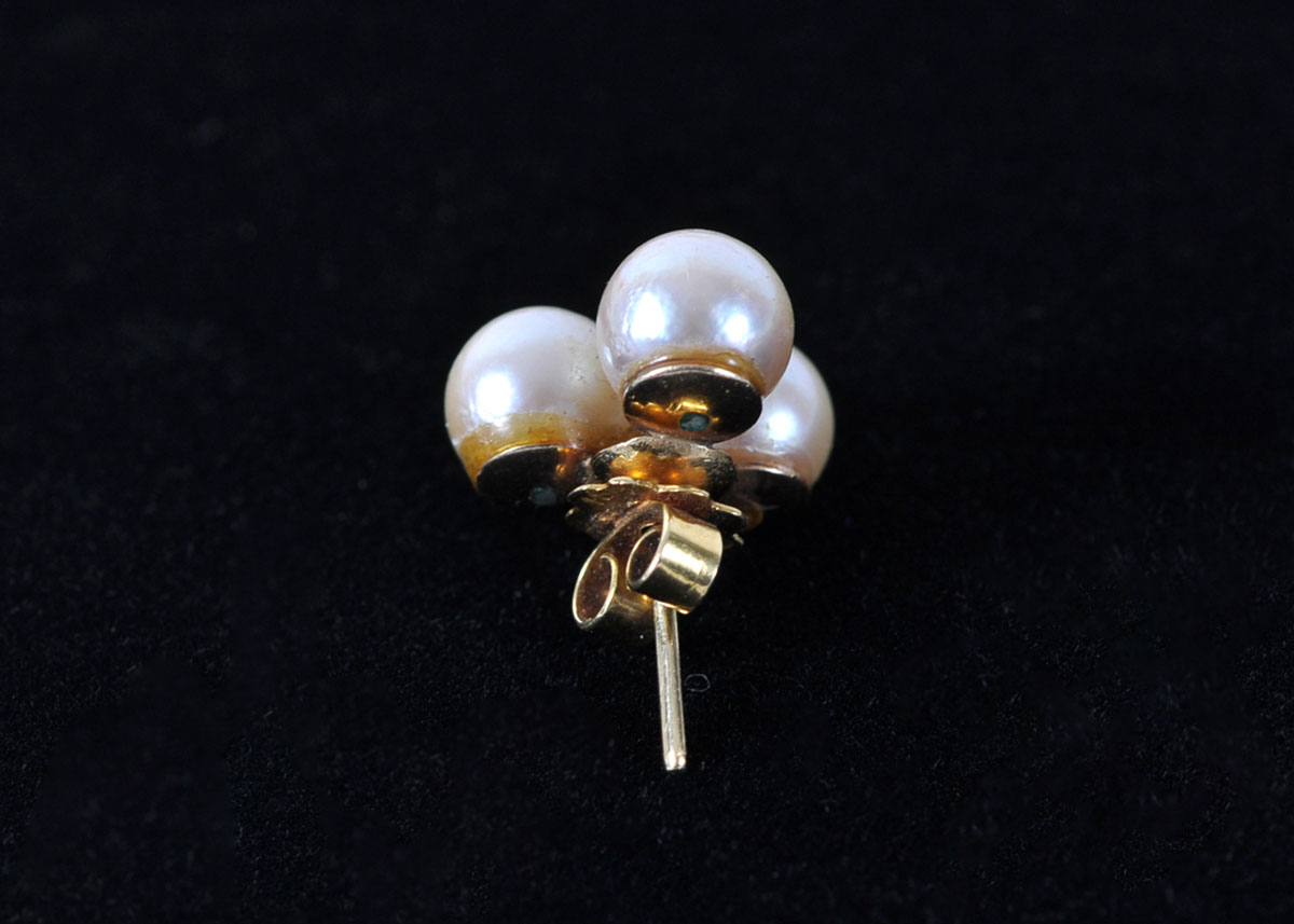 Pair of 18k Yellow Gold Pearl Cluster Earrings