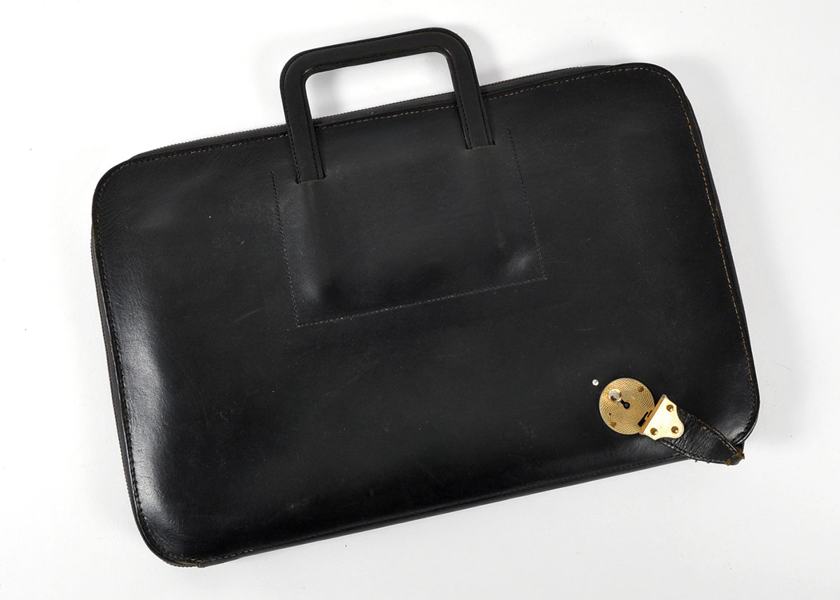 Vintage Dunhill "Albany" Leather Folio