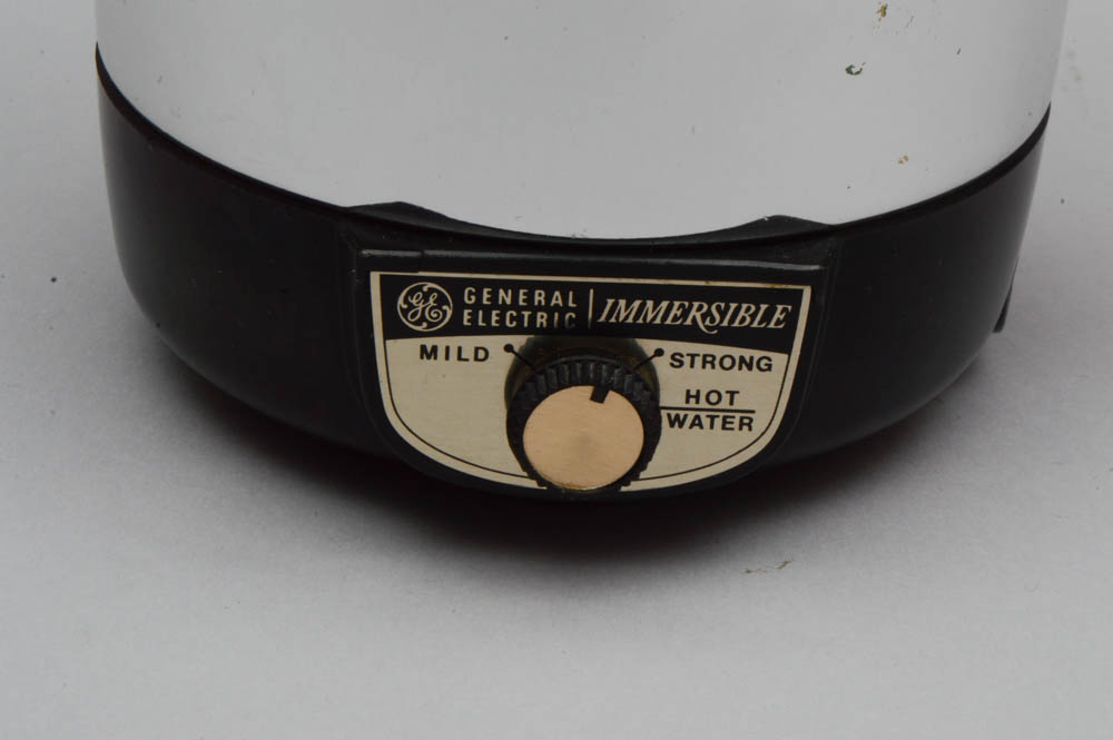 Oster Microwave, GE Electric Kettle and Cuisinart 2-Slice Toaster