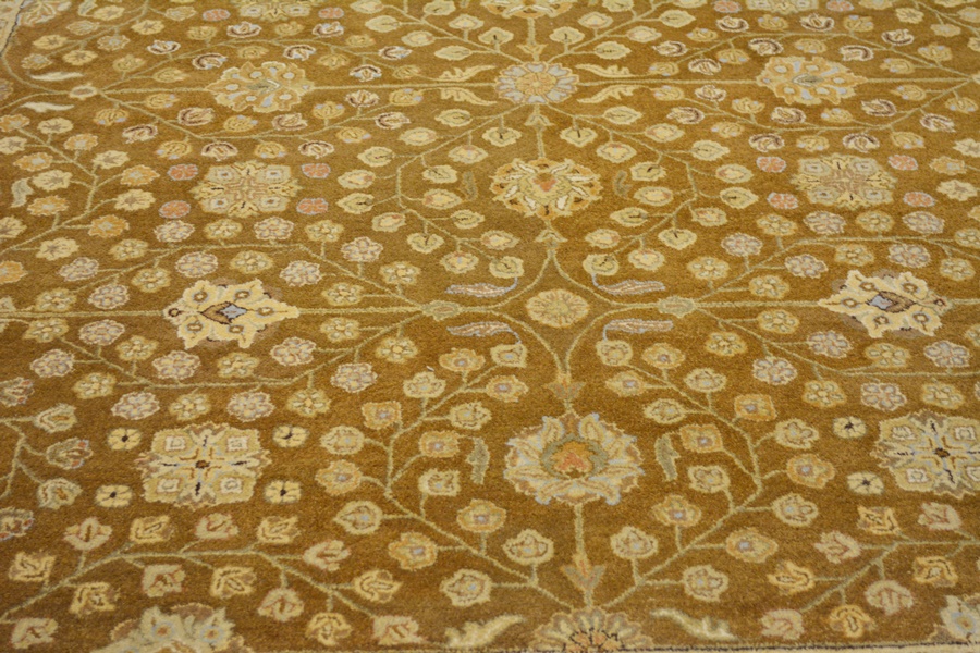 Agra Style Chocolate Fine Tufted Wool Area Rug