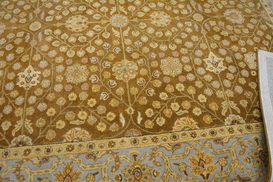 Agra Style Chocolate Fine Tufted Wool Area Rug