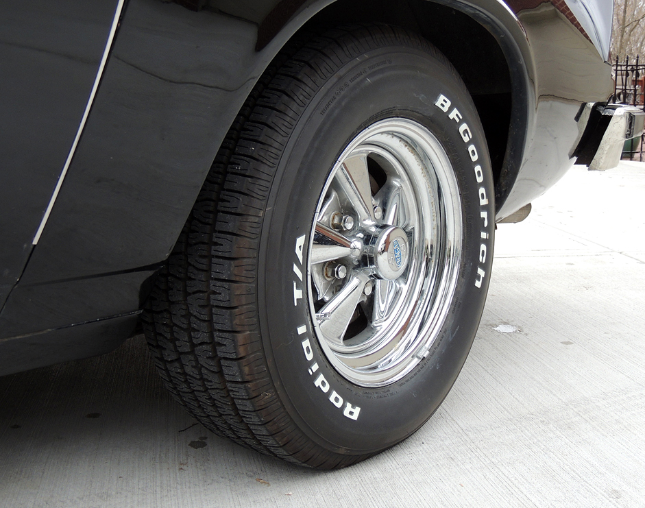 1976 Chevrolet Camaro Car