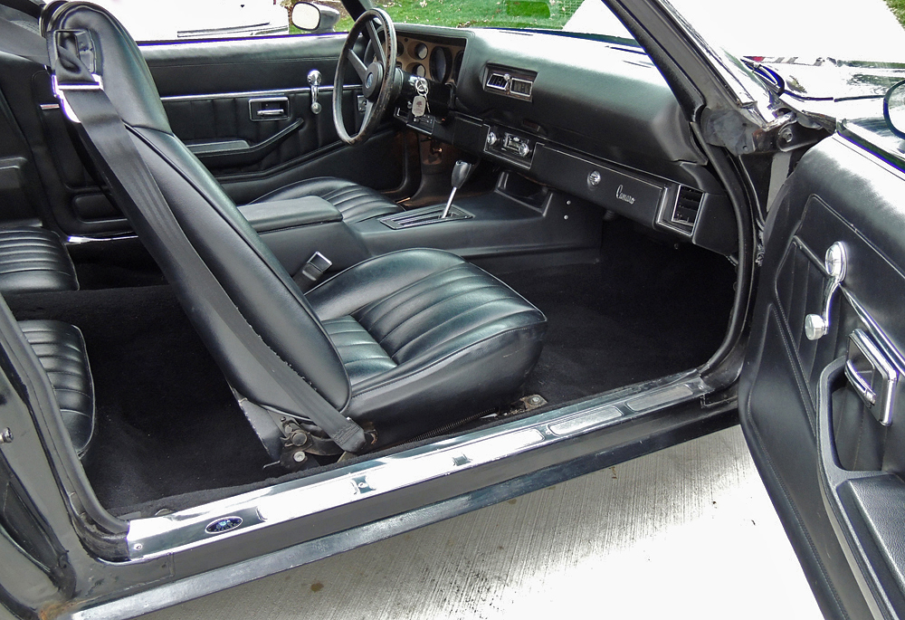 1976 Chevrolet Camaro Car