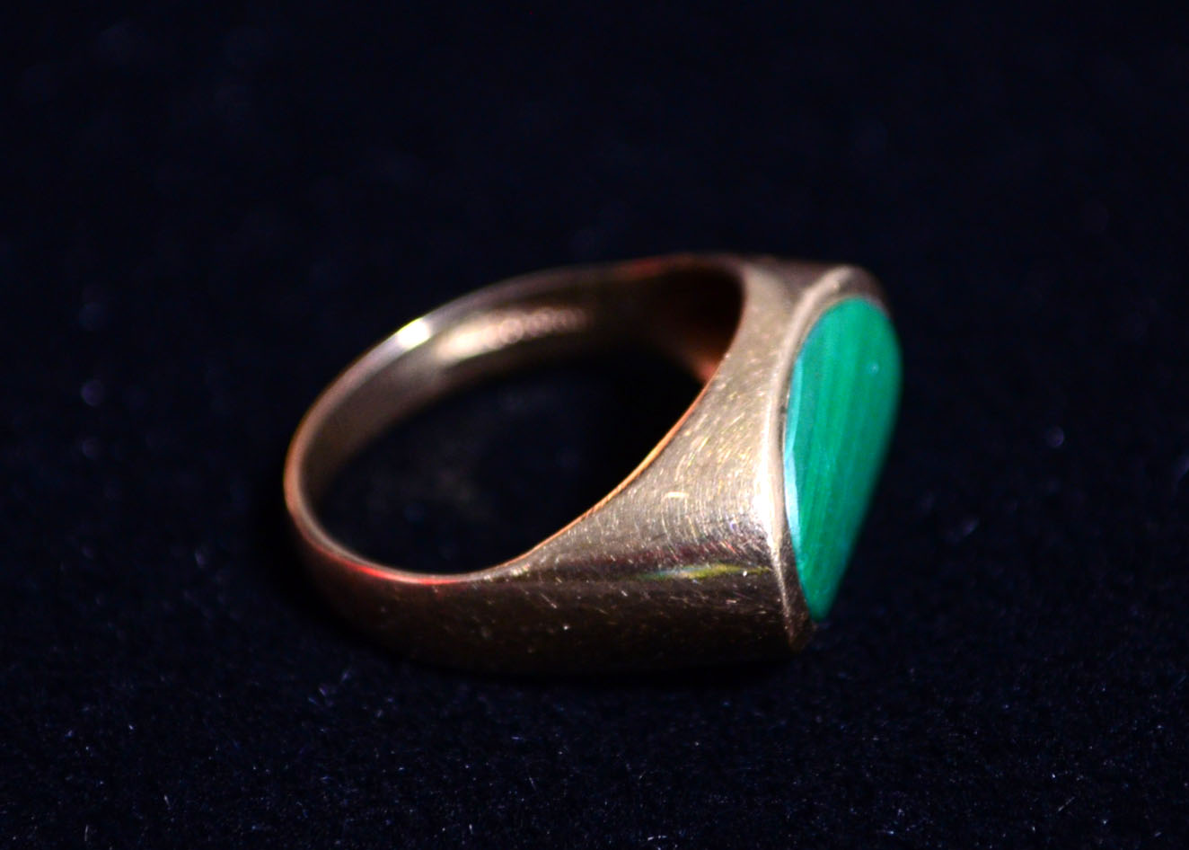 14K Yellow Gold and Malachite Ring
