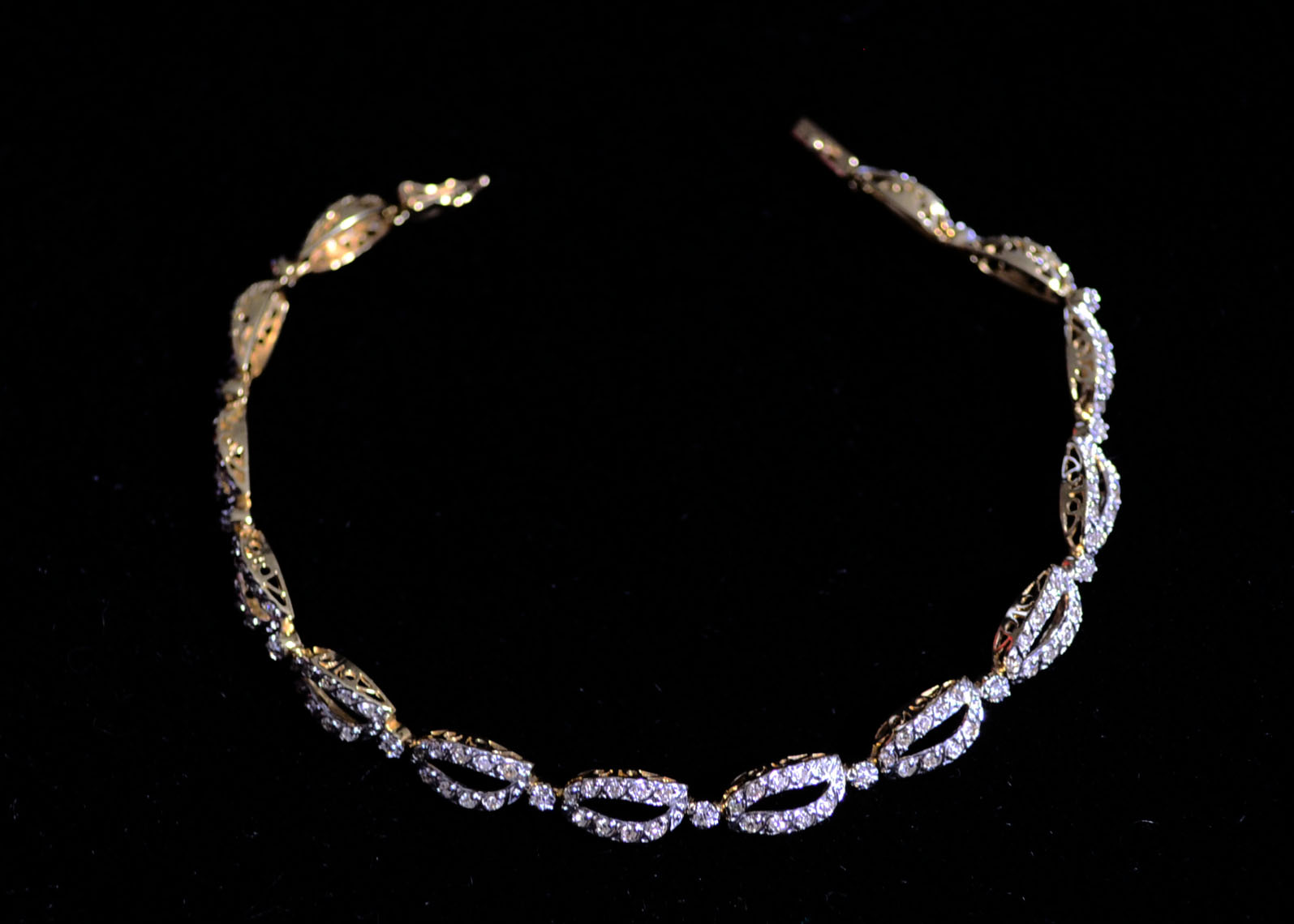 14K Yellow Gold Diamond Link Bracelet
